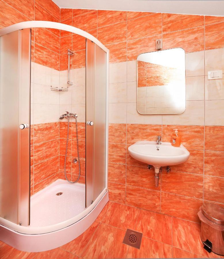 Apartments Barbara Брсеч Екстер'єр фото